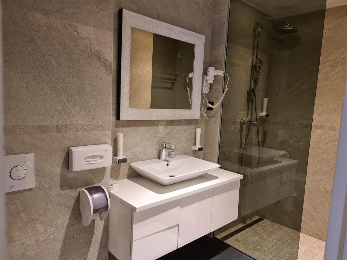 Carpe Diem Boutique Hotel Ζένιτσα Εξωτερικό φωτογραφία