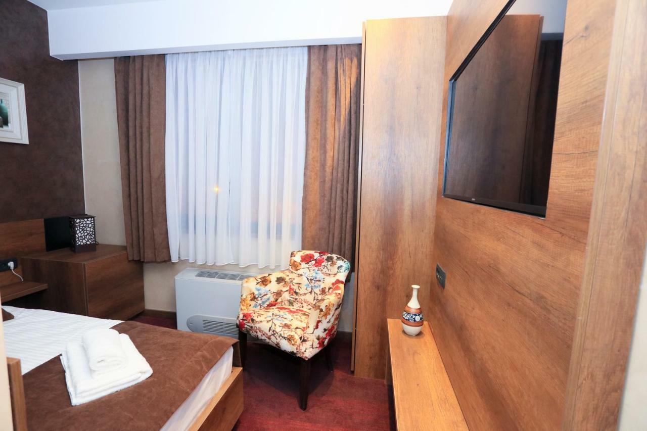 Carpe Diem Boutique Hotel Ζένιτσα Εξωτερικό φωτογραφία